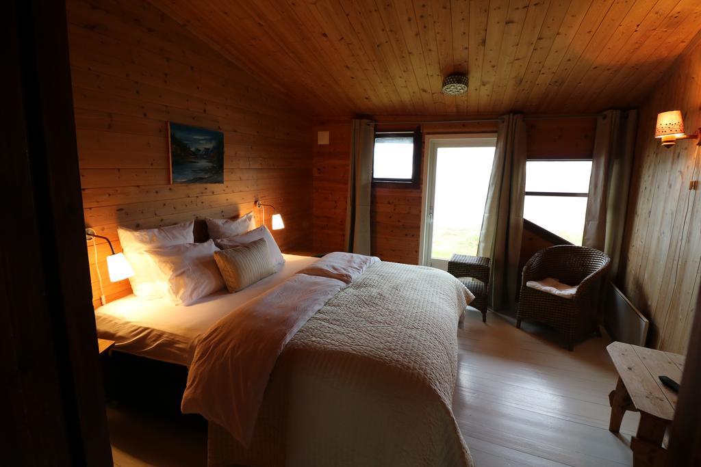 Brekkestranda Fjordhotel Brekke  ภายนอก รูปภาพ