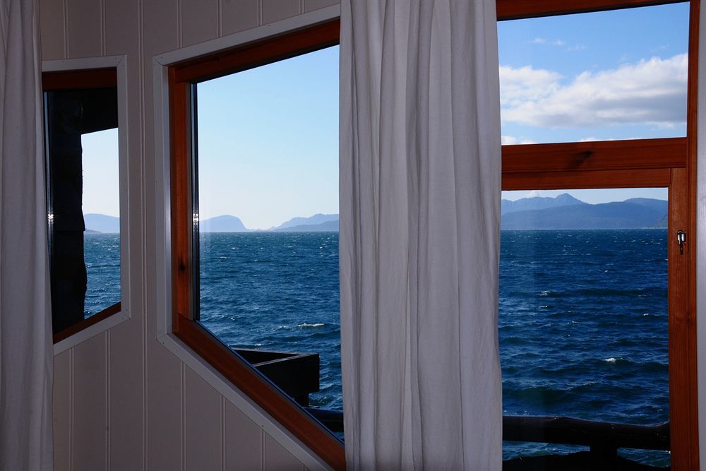 Brekkestranda Fjordhotel Brekke  ภายนอก รูปภาพ