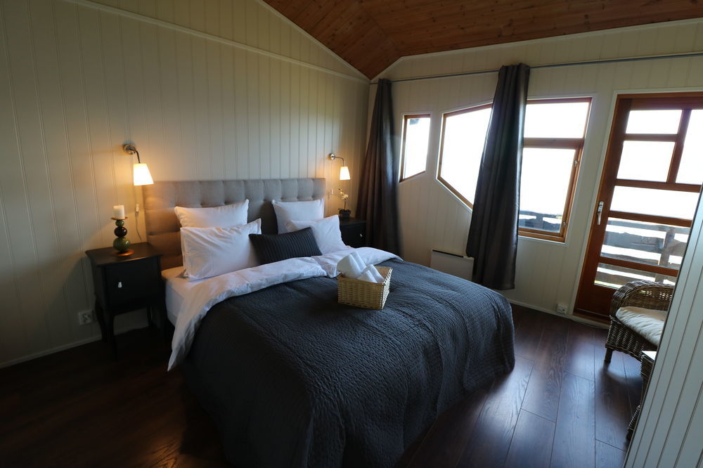 Brekkestranda Fjordhotel Brekke  ภายนอก รูปภาพ