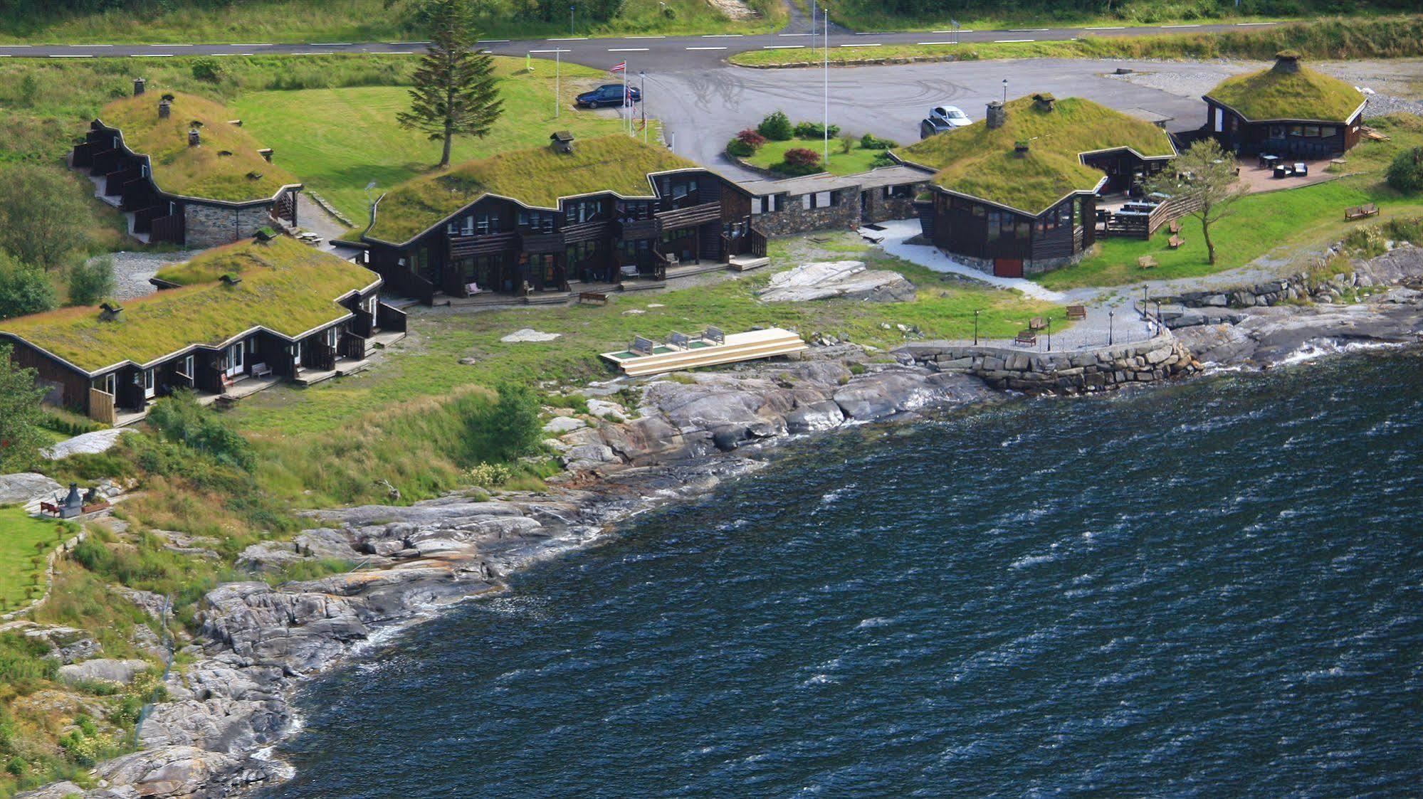 Brekkestranda Fjordhotel Brekke  ภายนอก รูปภาพ