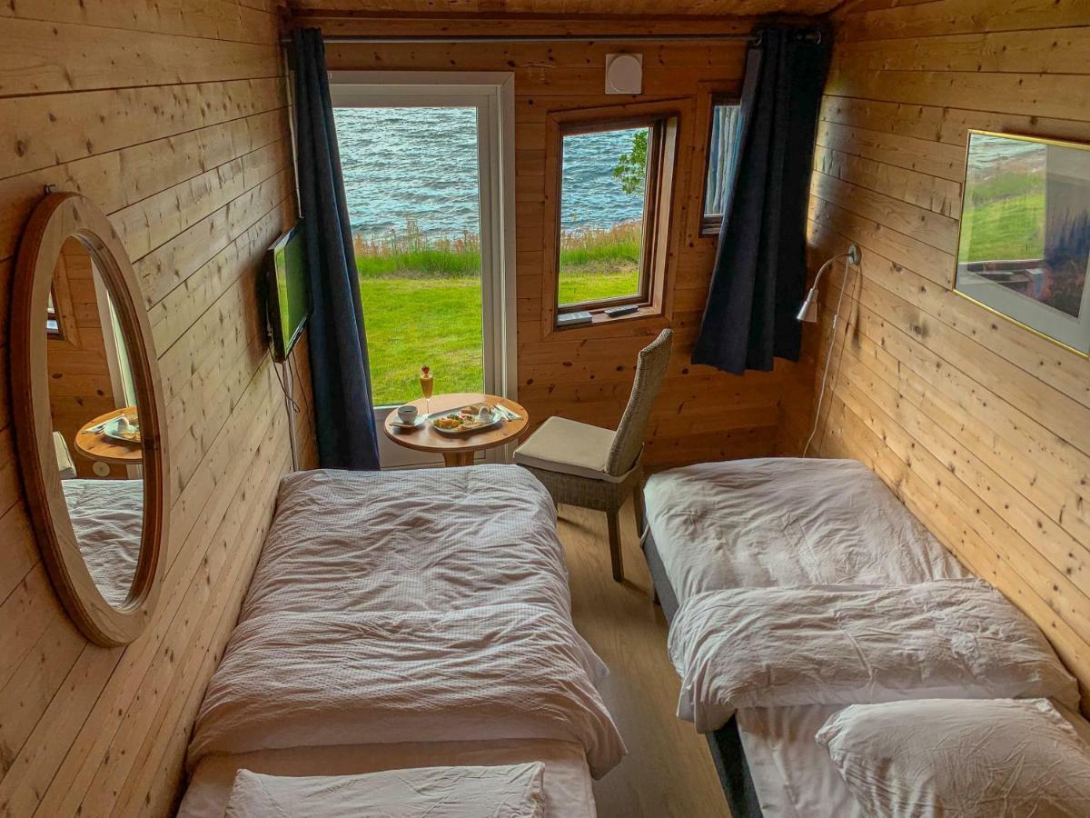 Brekkestranda Fjordhotel Brekke  ภายนอก รูปภาพ